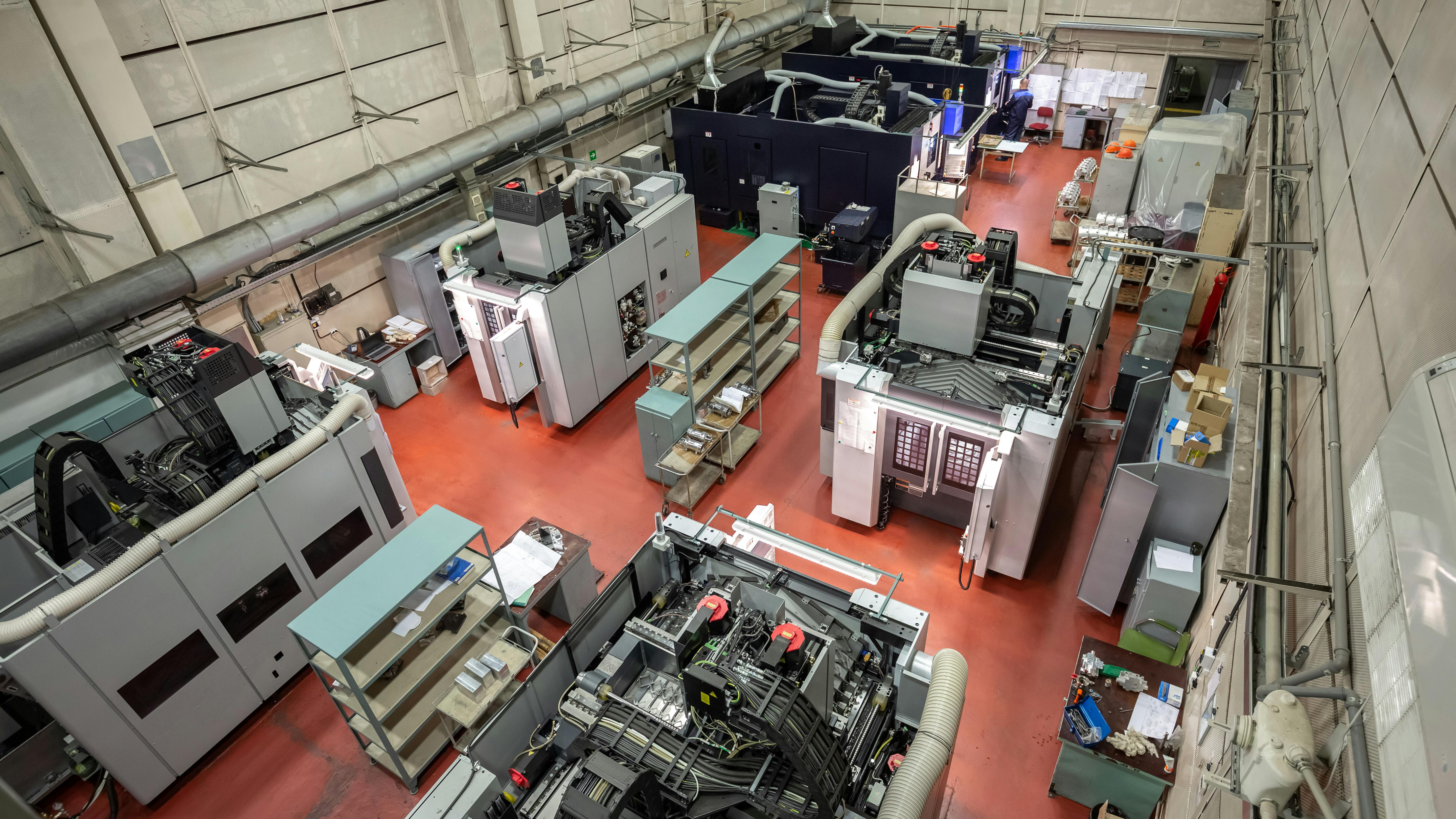 Metalworking shop with CNC machines